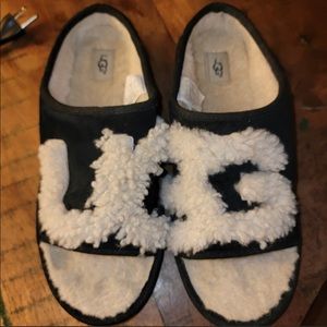 Ugg slides